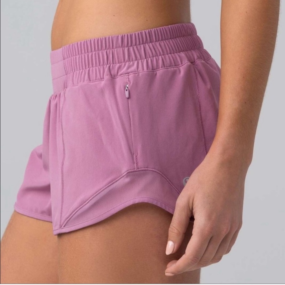 iso velvet dust lululemon hotty hot shorts!!